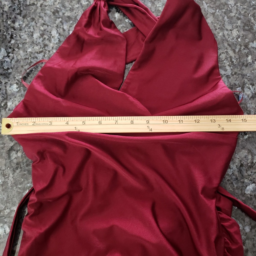 La Femme Burgundy Ruched Open Back V-Neck Formal Gown Dress Size 2 - Picture 10 of 11